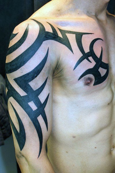 tatuaje tribal brazo 37