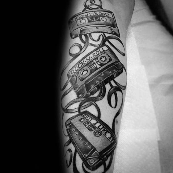 tatuaje cinta de casete 10