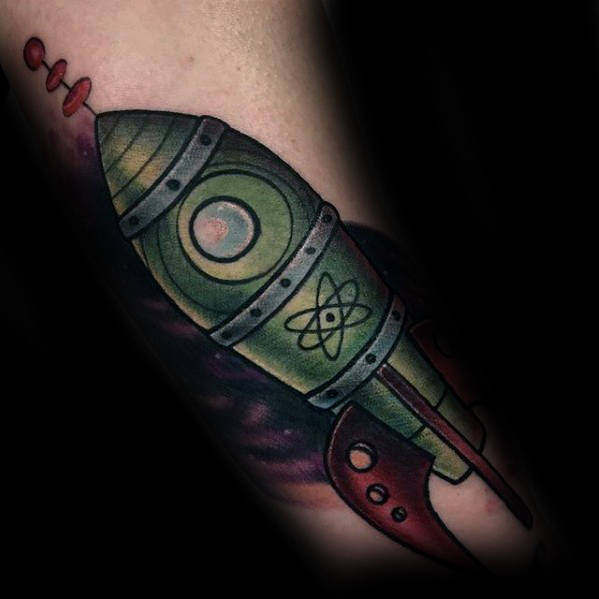 tatuaje cohete espacial 14