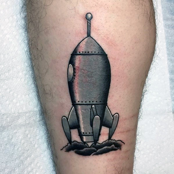 tatuaje cohete espacial 88