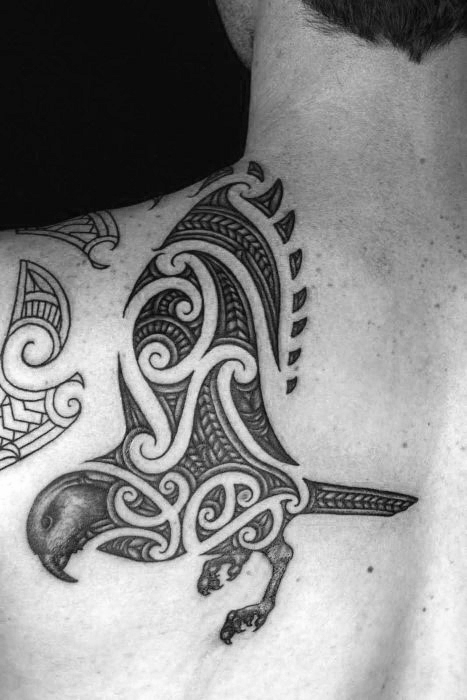 tatuaje pajaro tribal 56