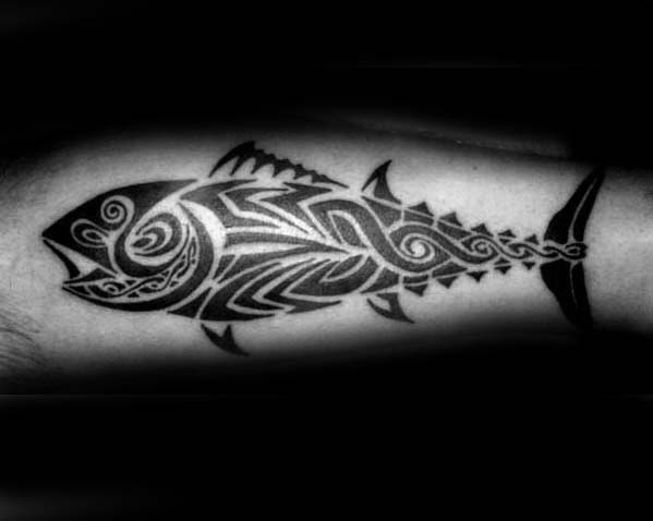 tatuaje pez tribal 52