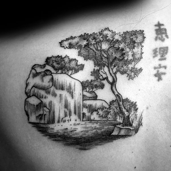tatuaje cascada 13