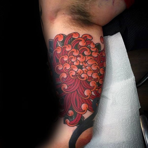 tatuaje crisantemos 208