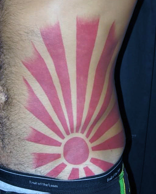 tatuaje tinta roja 139