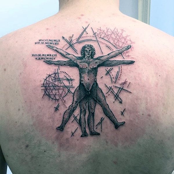 tatuaje hombre vitruvio 69
