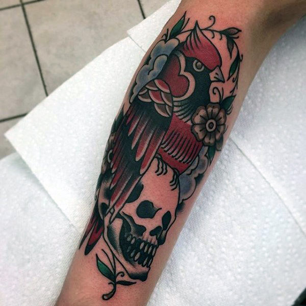 tatuaje pajaro cardenal 81