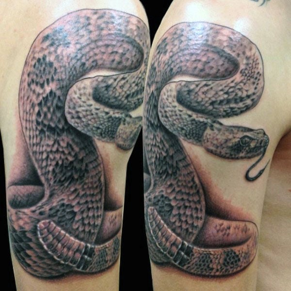 tatuaje serpiente cascabel 89
