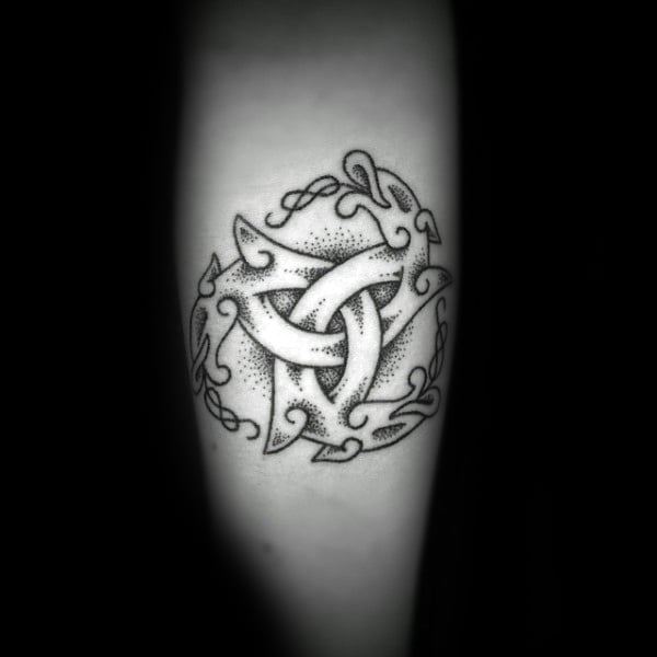 tatuaje simbolo triqueta 01