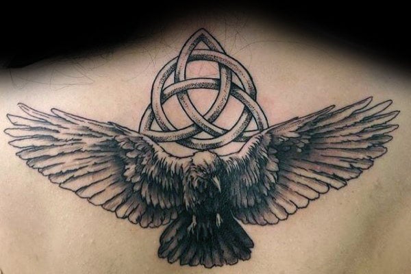 tatuaje simbolo triqueta 99