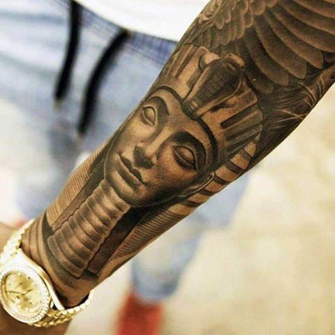 tatuaje tutankamon 25