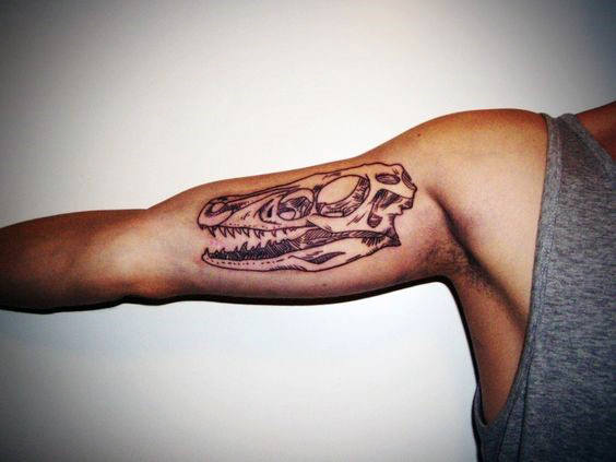 tatuaje velociraptor 21