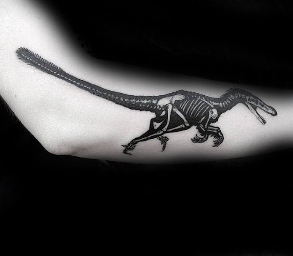 tatuaje velociraptor 63