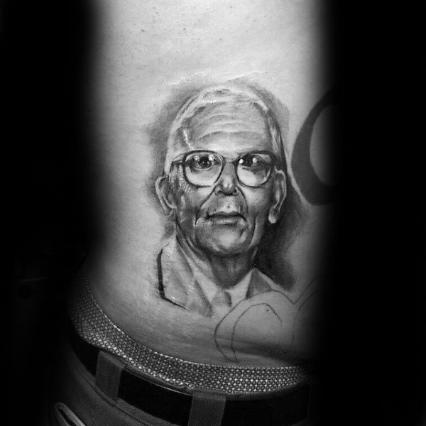 tatuaje abuelo 43