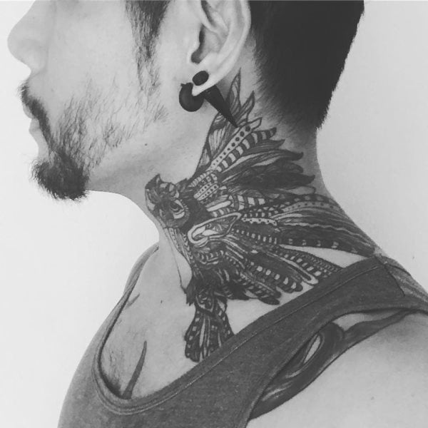 tatuaje cuello 49