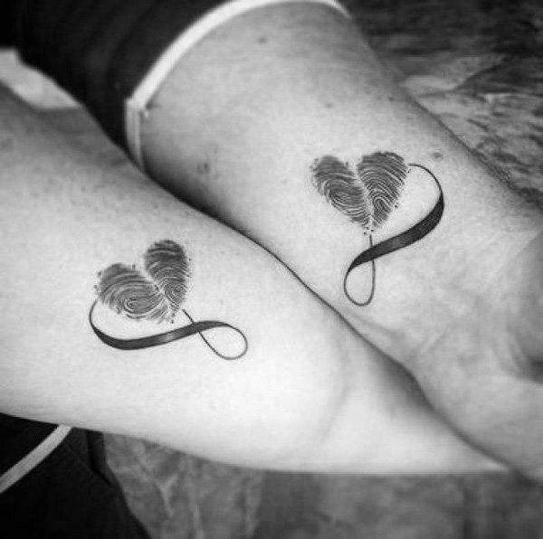 tatuaje novios enamorados 157