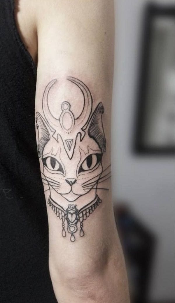 tattoo gato 68