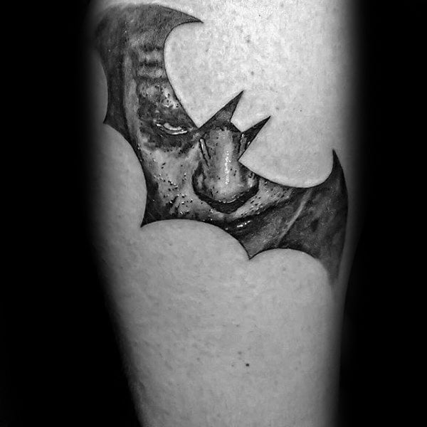 tatuaje batman para hombre 19