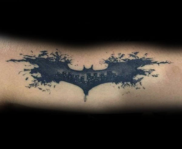 tatuaje batman para hombre 39