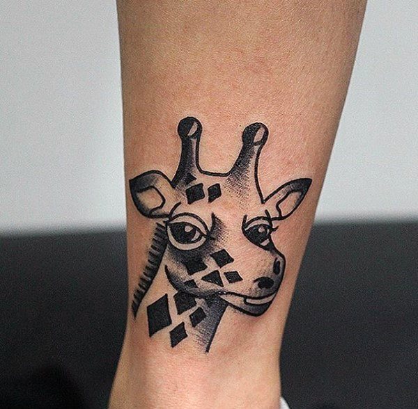 tatuaje jirafa para hombre 58