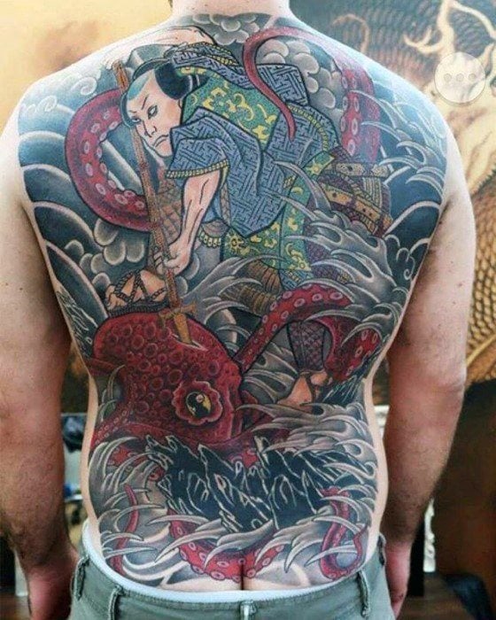 tatuaje para cubrir otro en hombre 25