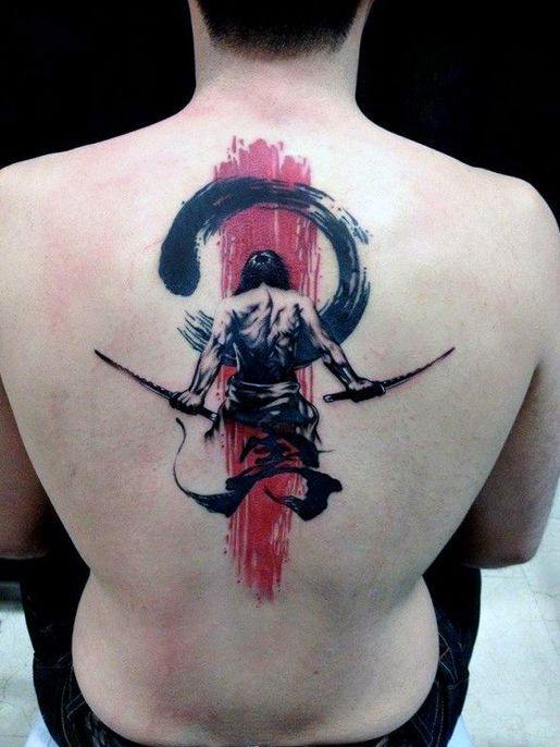 tatuaje rojo y negro para hombre 12