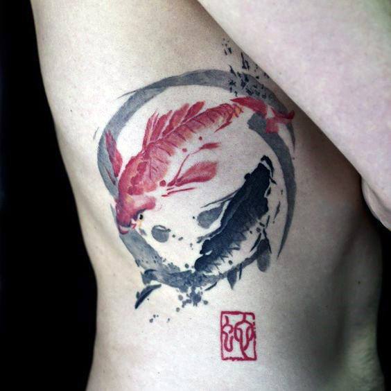 tatuaje rojo y negro para hombre 19