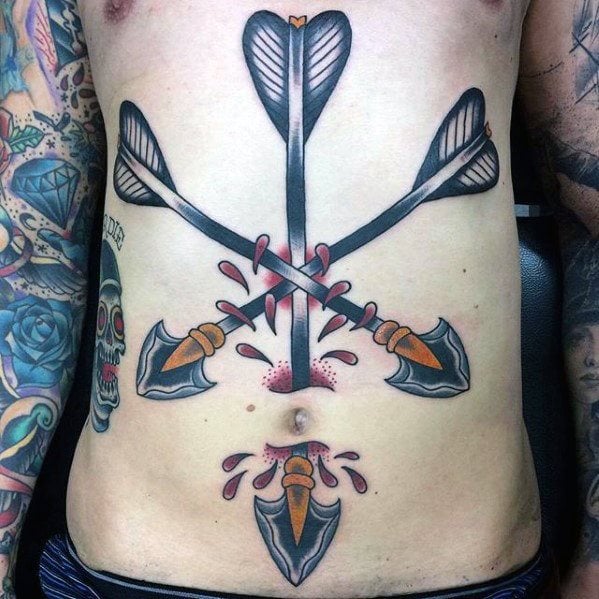 tatuaje tradicional flecha para hombre 19