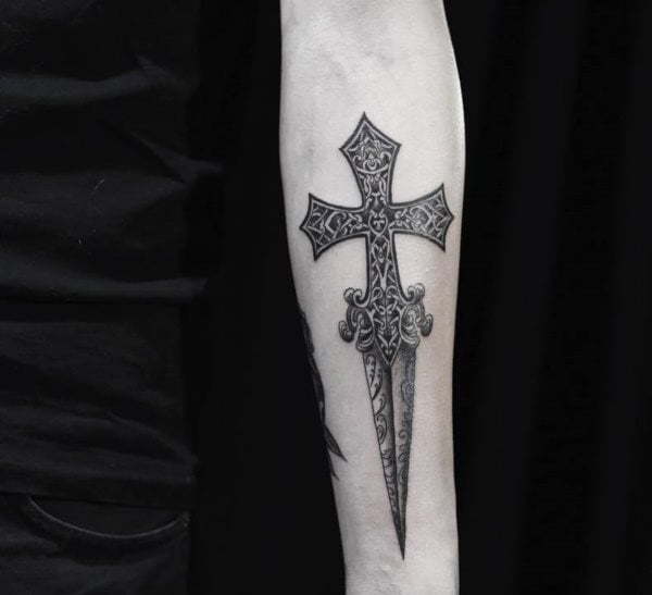 tatuaje espada 104