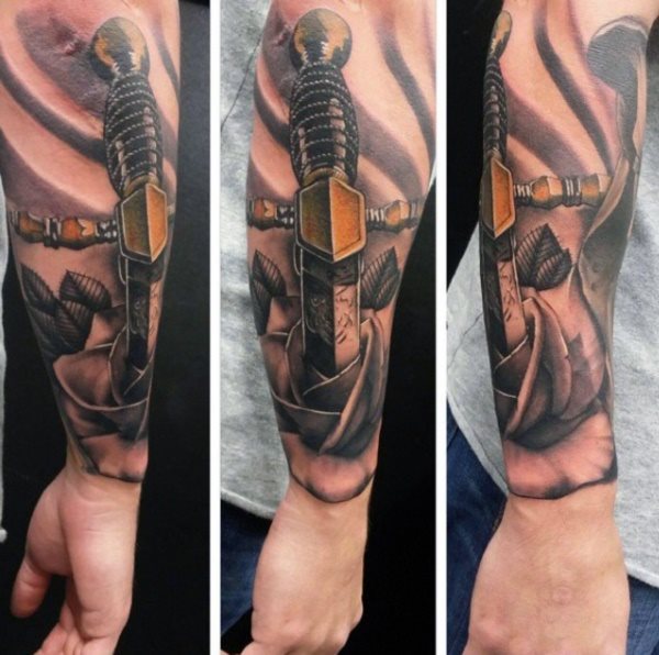 tatuaje espada 110
