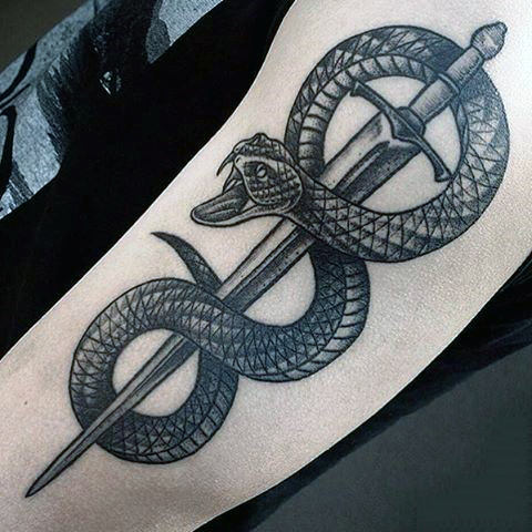 tatuaje espada 347
