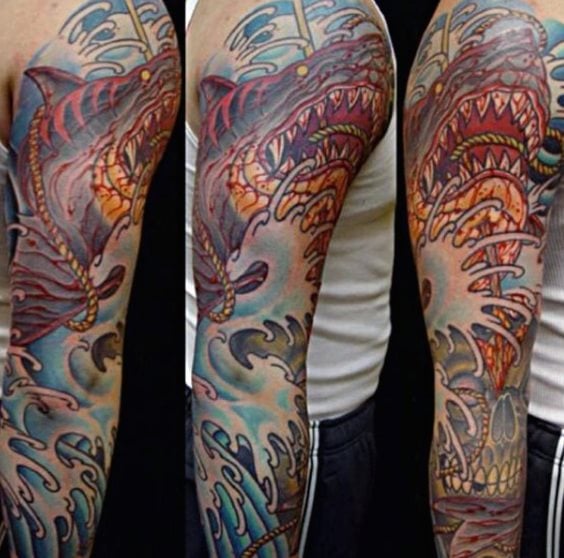 tatuaje tiburon 239