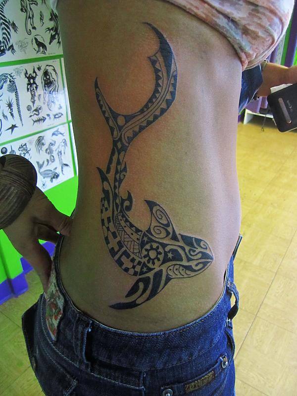 tatuaje tiburon 32