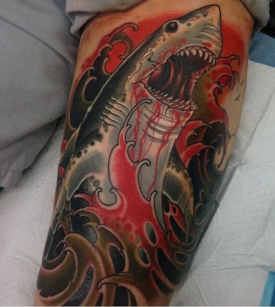 tatuaje tiburon 320
