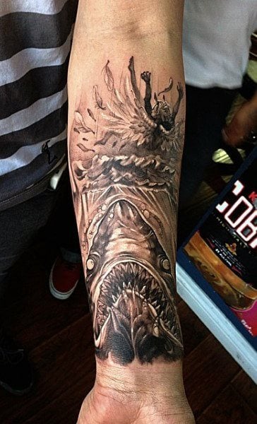 tatuaje tiburon 398