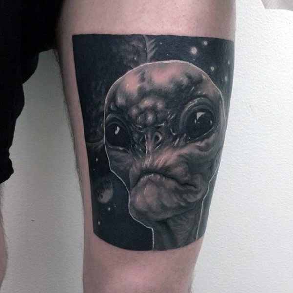 tatuaje alien 107