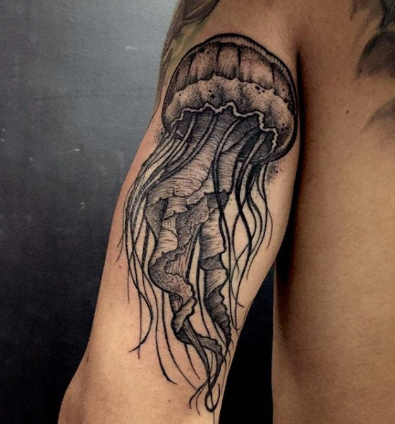 tatuaje medusa 135