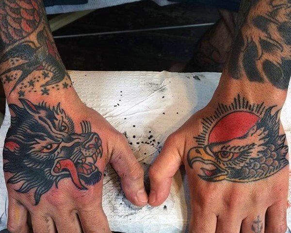 tatuaje aguila 737