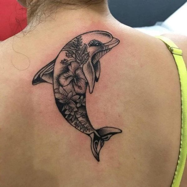 tatuaje delfin 83
