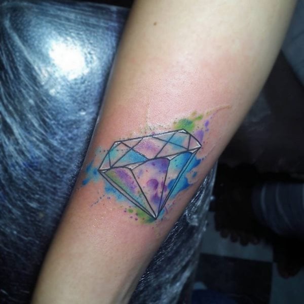 tatuaje diamante 233