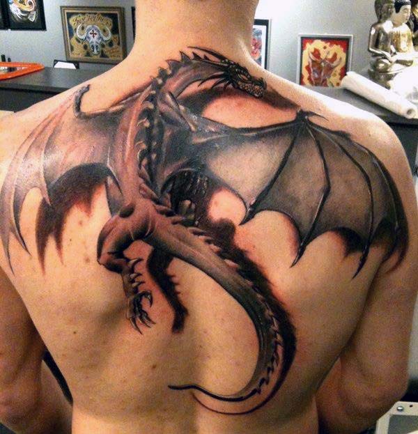 tatuaje dragon en espalda 28
