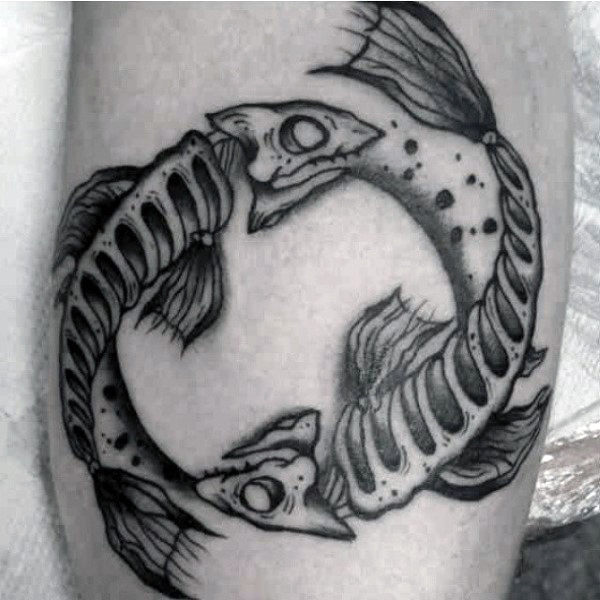 tatuaje esqueleto espina pescado 96