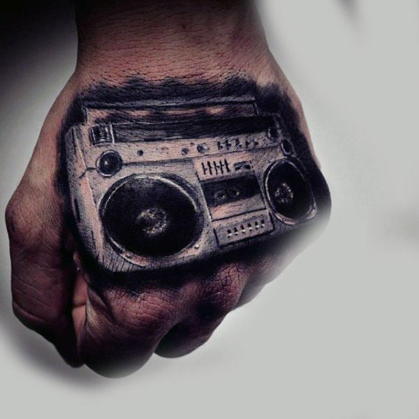 tatuaje radio antigua 40