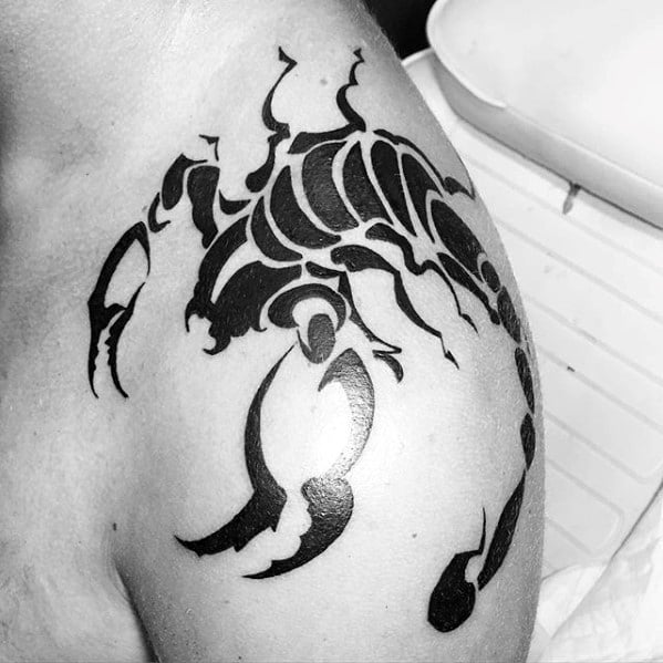 tatuaje escorpion tribal 65