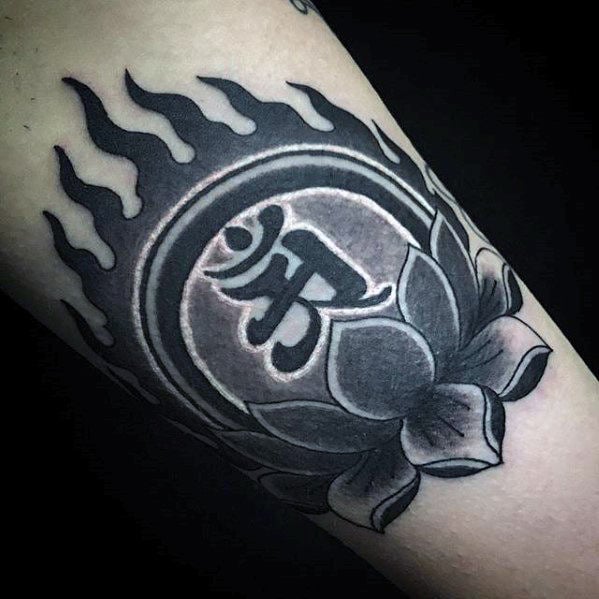 tatuaje flores japonesas 79