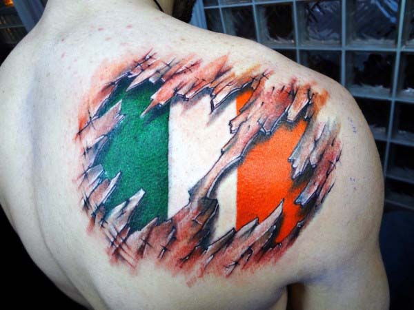 tatuaje irlandes 77