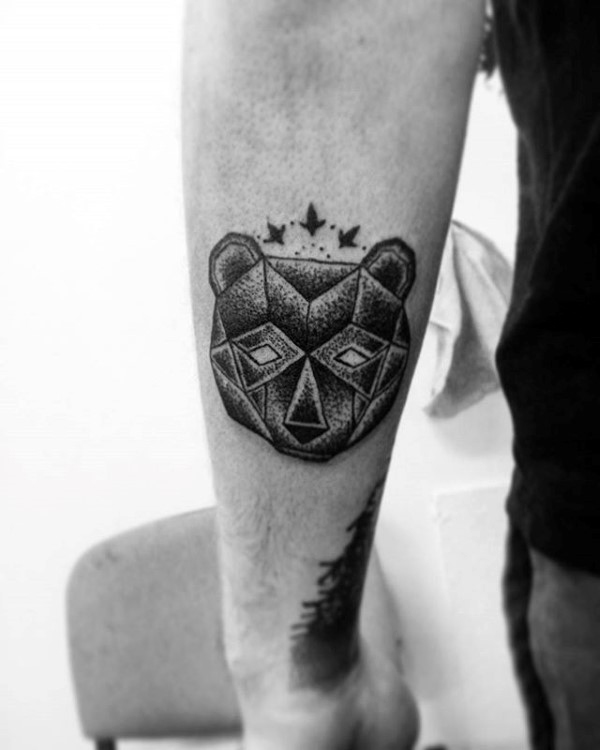 tatuaje oso geometrico 65