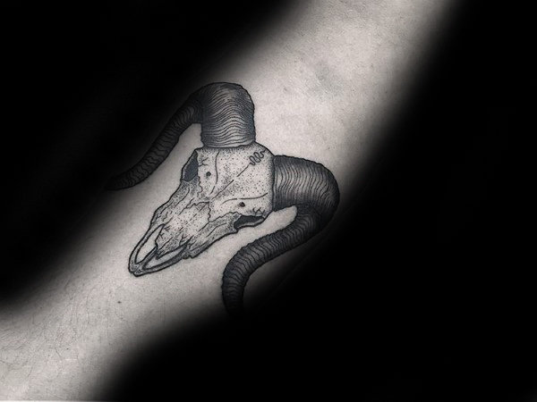 tatuaje signo aries 177