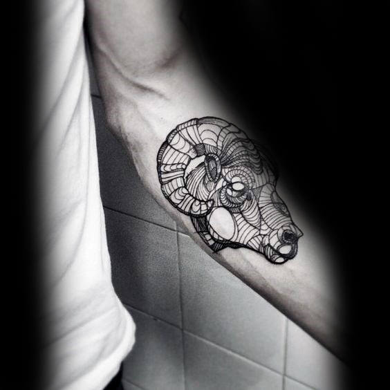 tatuaje signo aries 204