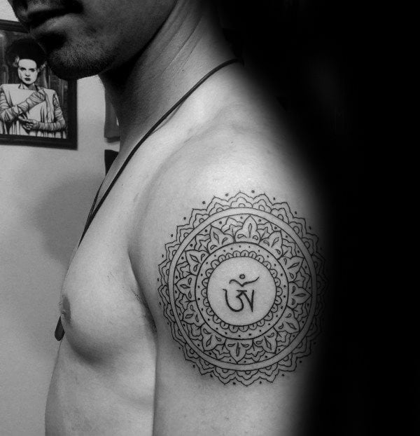 tatuaje simbolo om 48